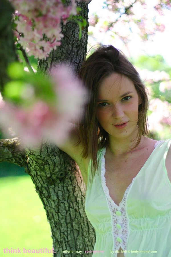 Галина, 22 года, 0 размер груди